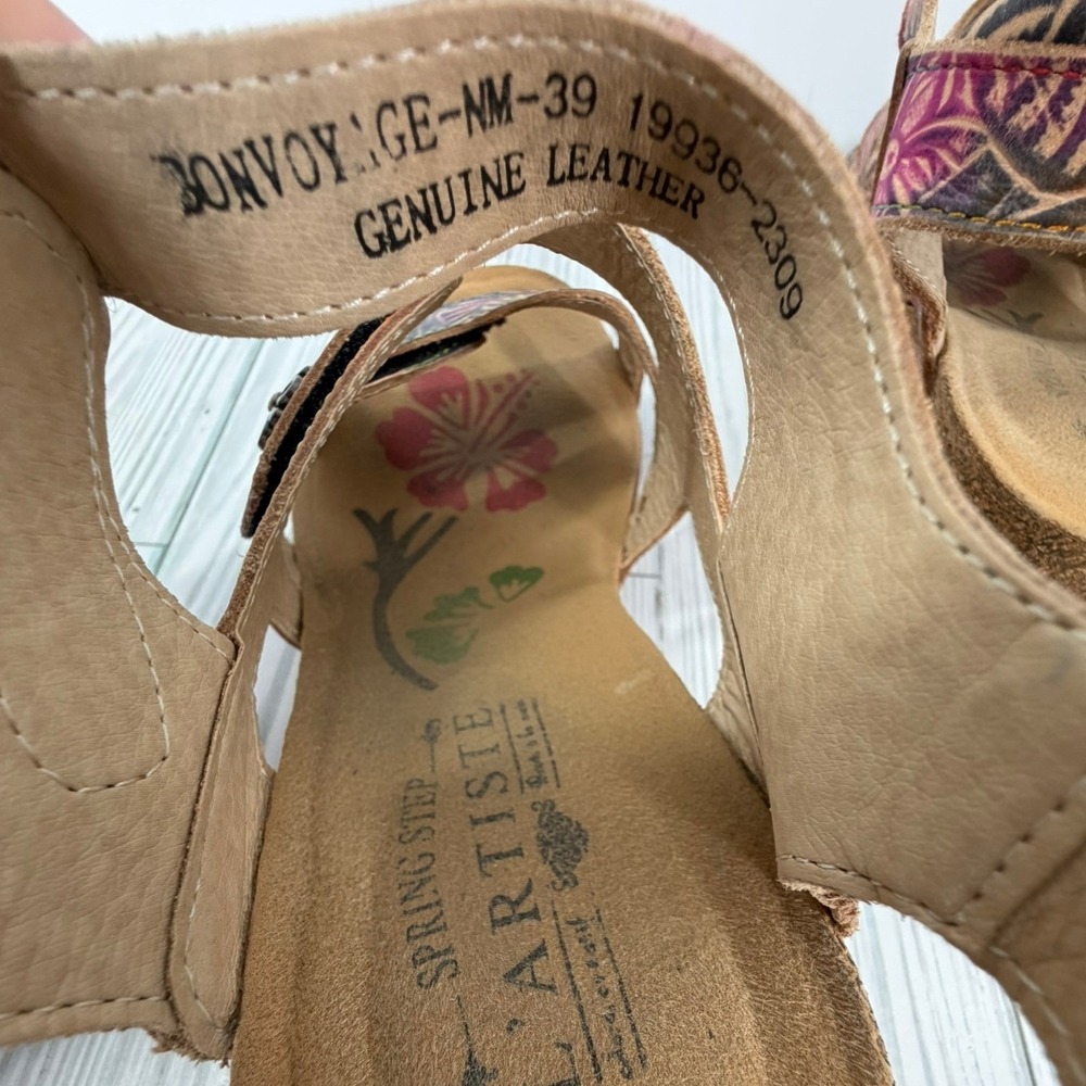 L'Artiste Bonvoyage Sandals Floral Embossed Leather Women's Size 39/8 US - Picture 9 of 10